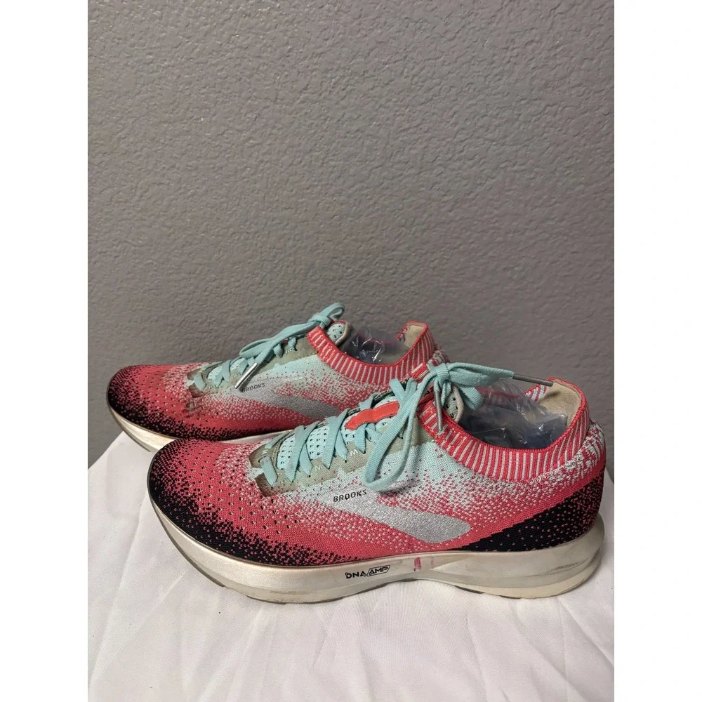Brooks levitate running